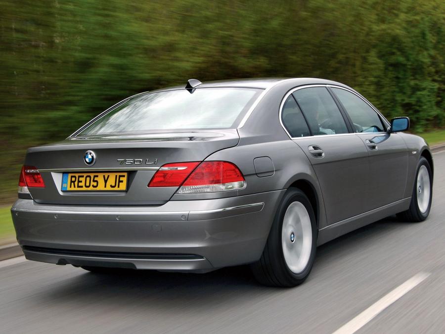  BMW 750Li 2005 года  (UK) (фото 7 из 8)